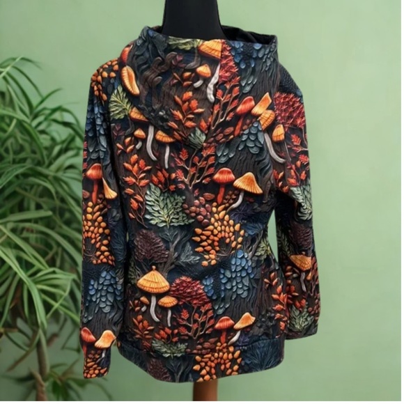 Fabulous mushroom print hoodie - Picture 4 of 11